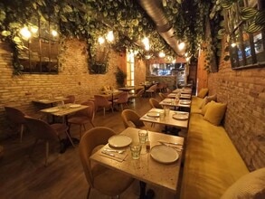 Local commercial dans Barcelone, Barcelona à louer Photo intérieure– Image 2 sur 18