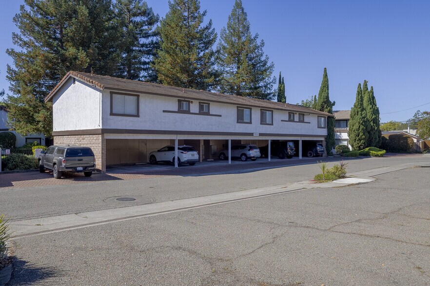 7111 Marsh Way, Cotati, CA à vendre - Photo de l’immeuble – Image 2 sur 18