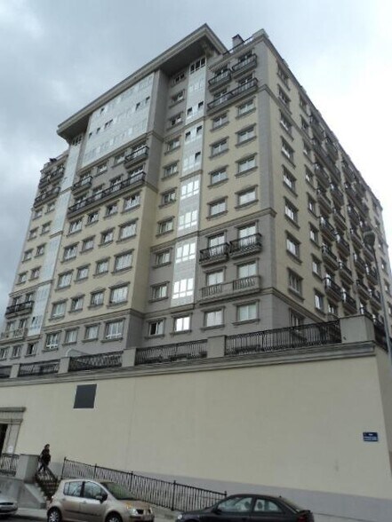 Rúa Orquídea, 30, Lugo, Lugo à vendre - Photo de l’immeuble – Image 2 sur 3