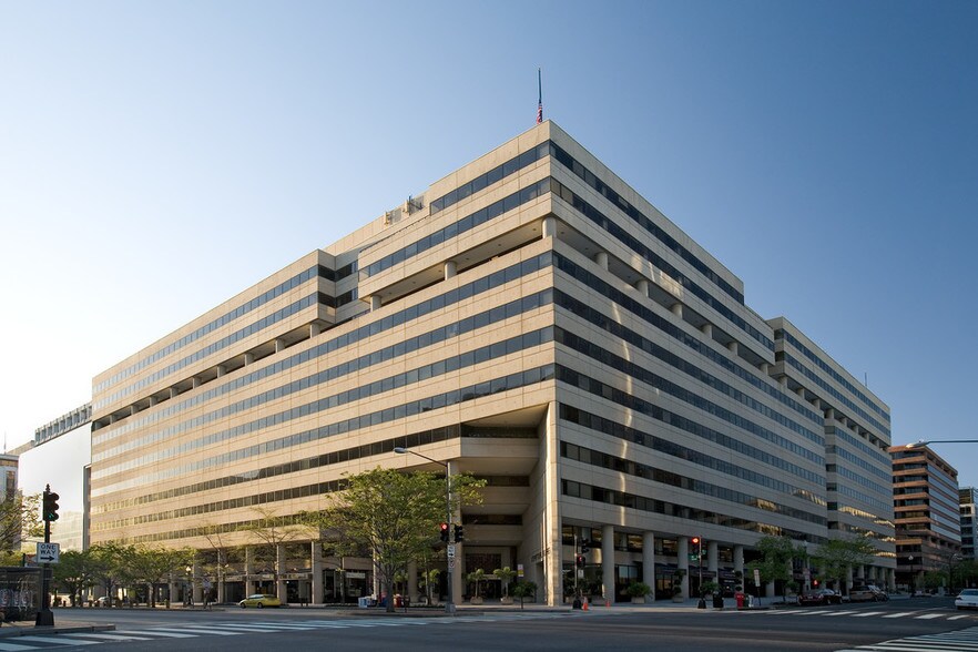 1825 I St NW, Washington, DC à louer - Photo de l’immeuble – Image 3 sur 20