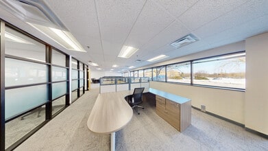 305 E Eisenhower Pkwy, Ann Arbor, MI à louer Photo intérieure– Image 1 sur 6