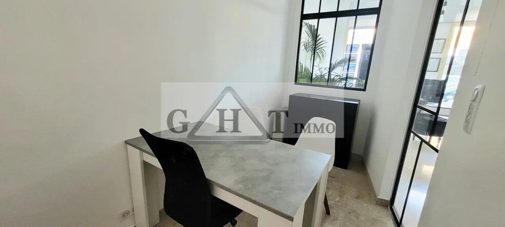 Local commercial dans Le Cannet à vendre - Photo de l’immeuble – Image 2 sur 7