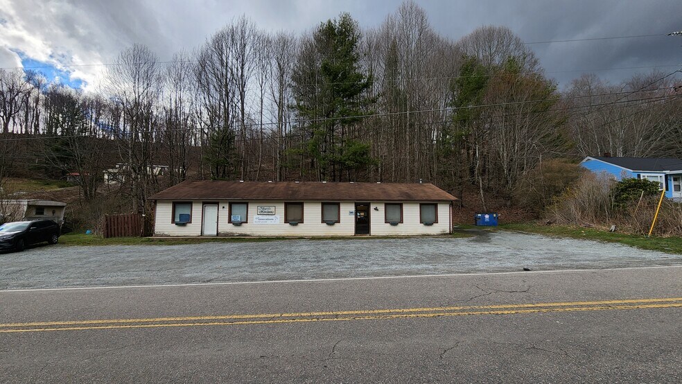 486 George Wilson Rd, Boone, NC à vendre - Photo principale – Image 1 sur 24