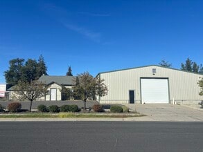 4117 E Nebraska Ave, Spokane, WA à louer Photo de l’immeuble– Image 1 sur 2