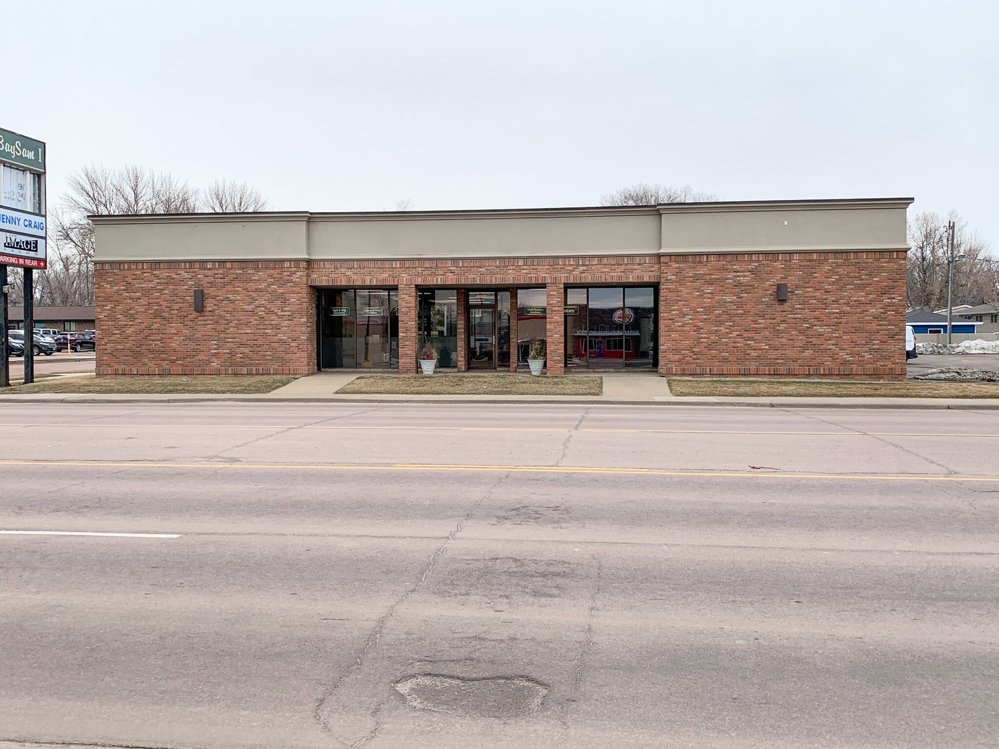 2520 W 41st St, Sioux Falls, SD à louer Photo de l’immeuble– Image 1 sur 9