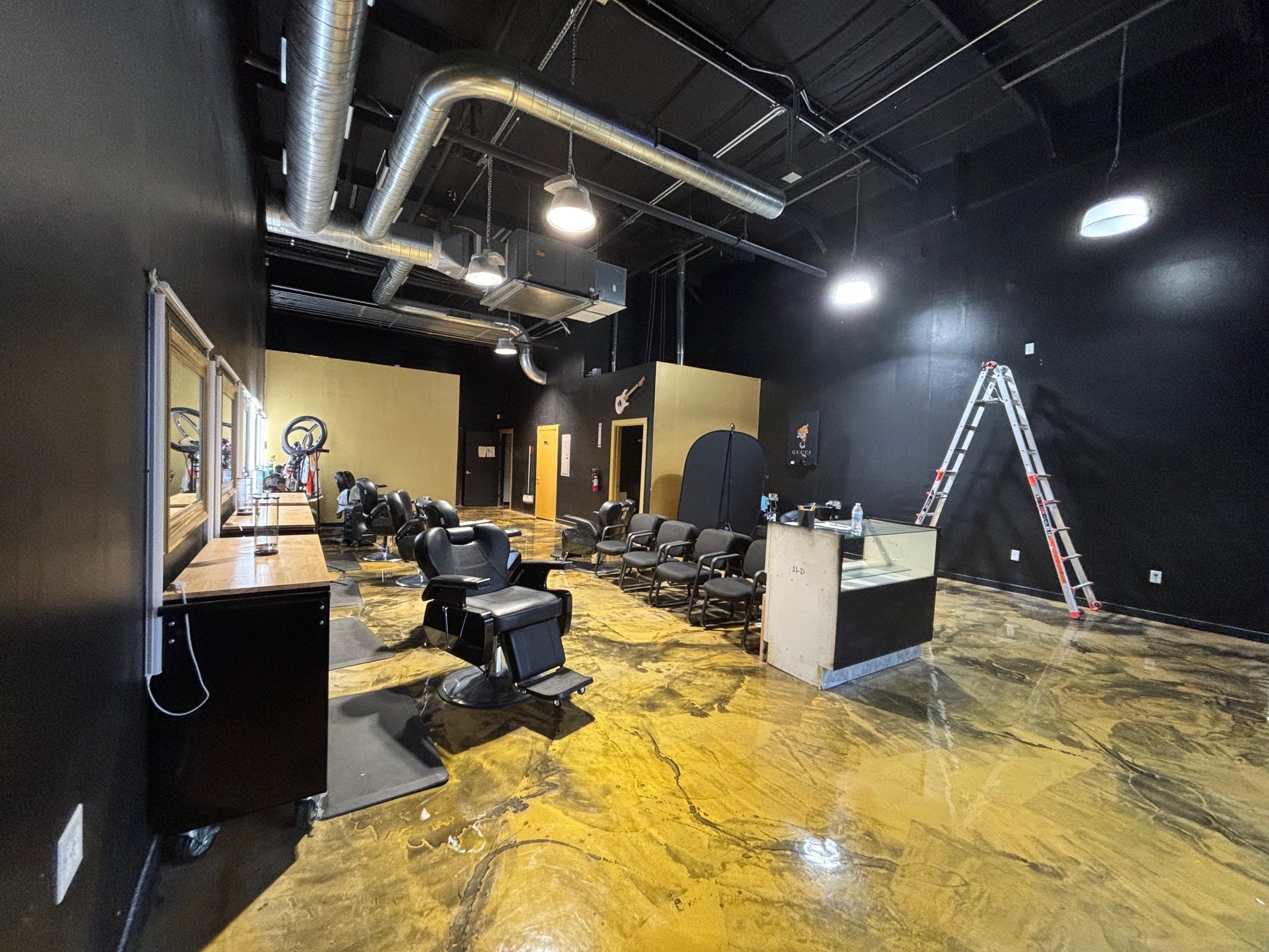 12030 Bandera Rd, Helotes, TX à louer Photo intérieure– Image 1 sur 2