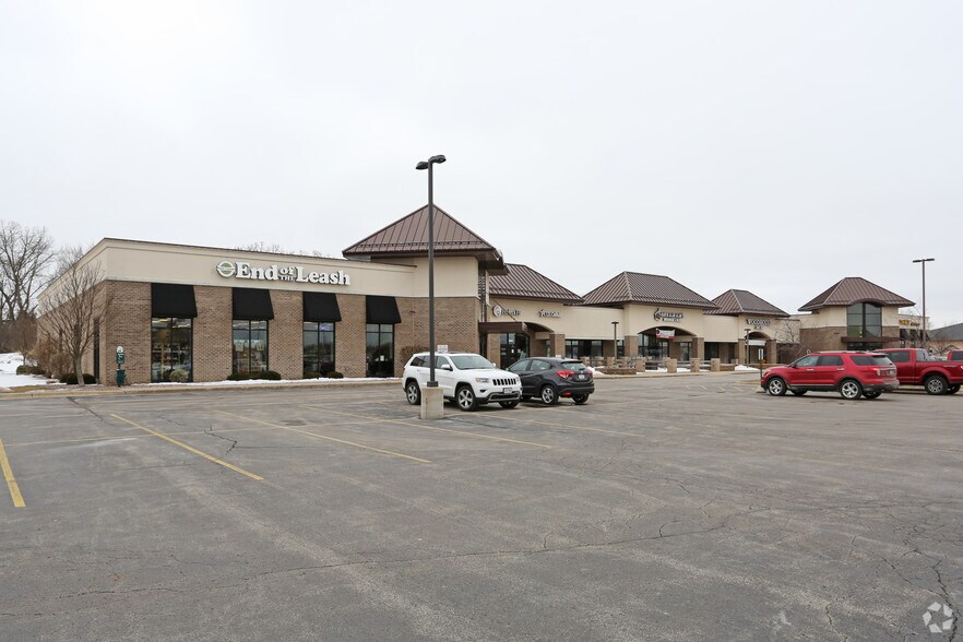 325 Bay View Rd, Mukwonago, WI à louer - Photo principale – Image 1 sur 6