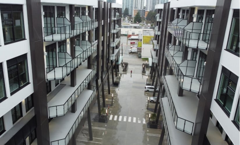 8250 Manitoba St, Vancouver, BC à louer Photo de l’immeuble– Image 1 sur 12