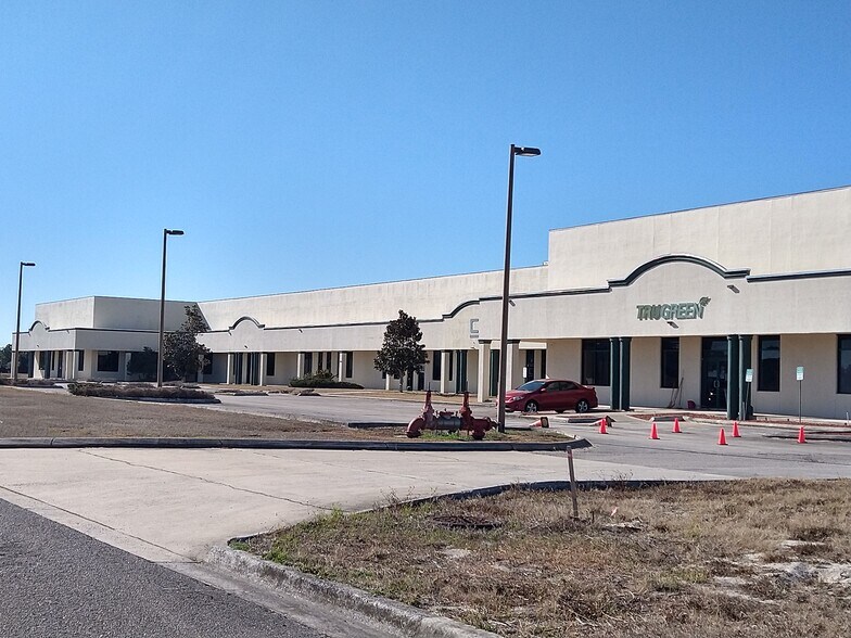 1750 Longleaf Blvd, Lake Wales, FL à louer - Photo de l’immeuble – Image 3 sur 5