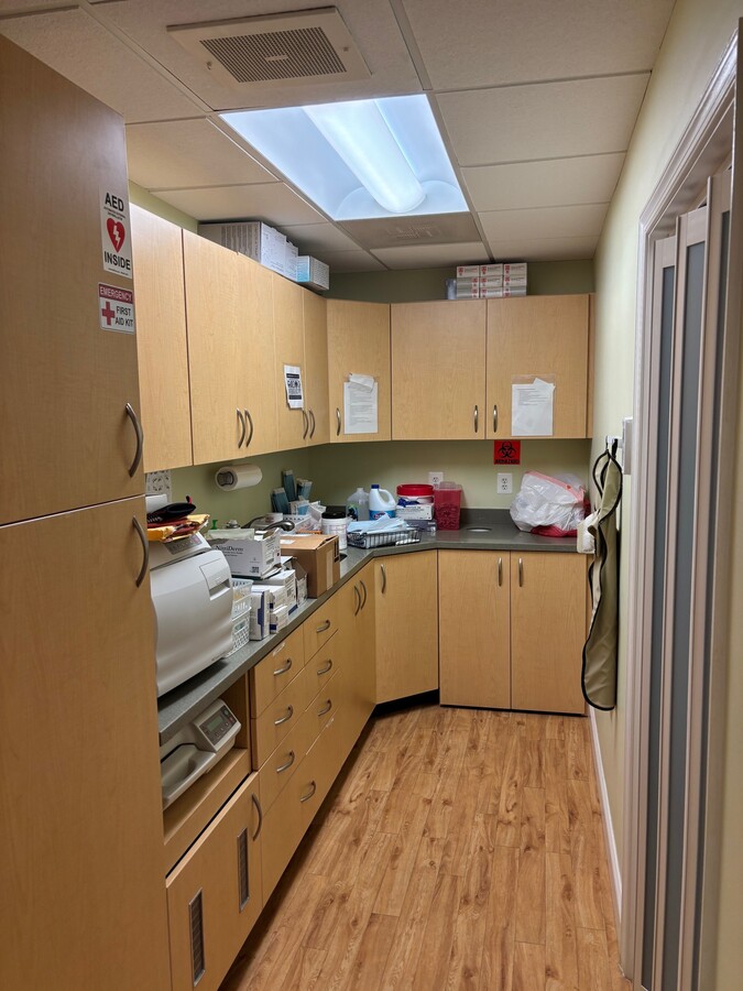 11906 Darnestown Rd, Gaithersburg, MD 20878 - Lot E & F -  - Photo intérieure - Image 1 of 4