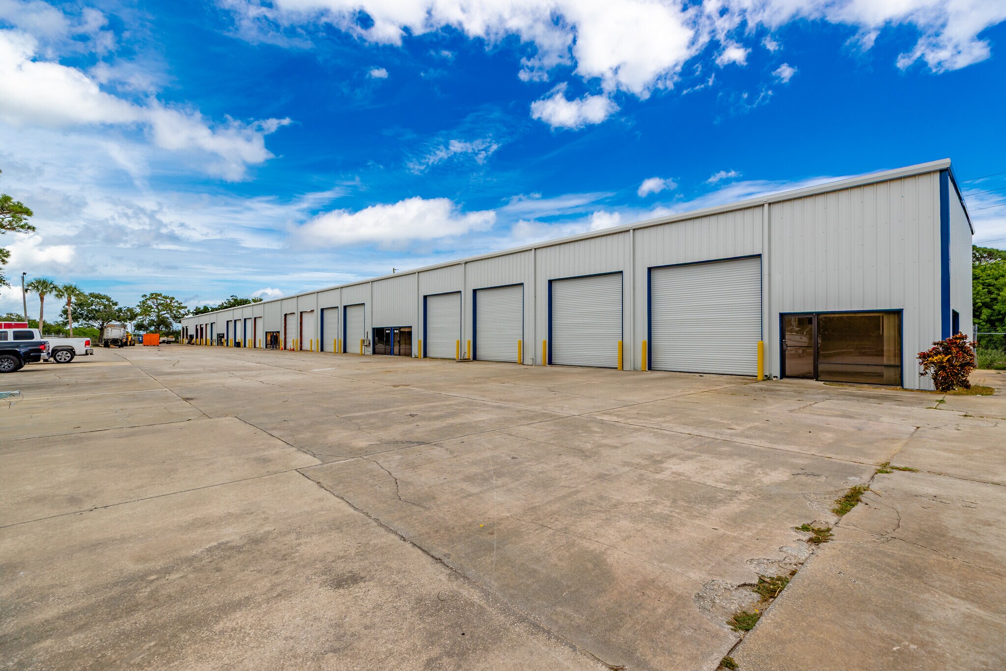 300 Industrial Park Blvd, Sebastian, FL à louer Photo de l’immeuble– Image 1 sur 11