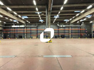 Plus de détails pour 86-114 Avenue Louis Roche, Gennevilliers - Bureau, Local d'activités à louer