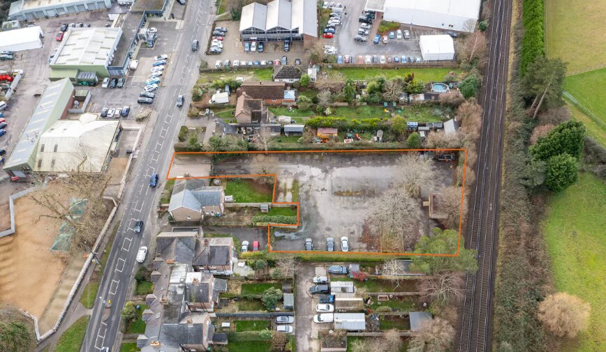 25 London Rd, Pulborough à vendre - Aérien – Image 3 sur 4