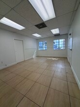 6950 Collins Ave, Miami Beach, FL à louer Photo intérieure– Image 2 sur 3