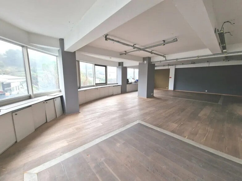 Bureau dans Le Cannet à vendre - Photo de l’immeuble – Image 1 sur 5