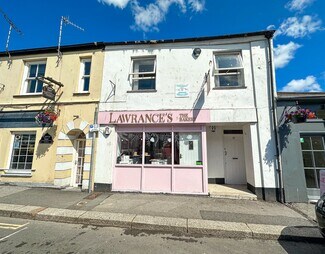 Plus de détails pour 57 Little Castle St, Truro - Local commercial à vendre