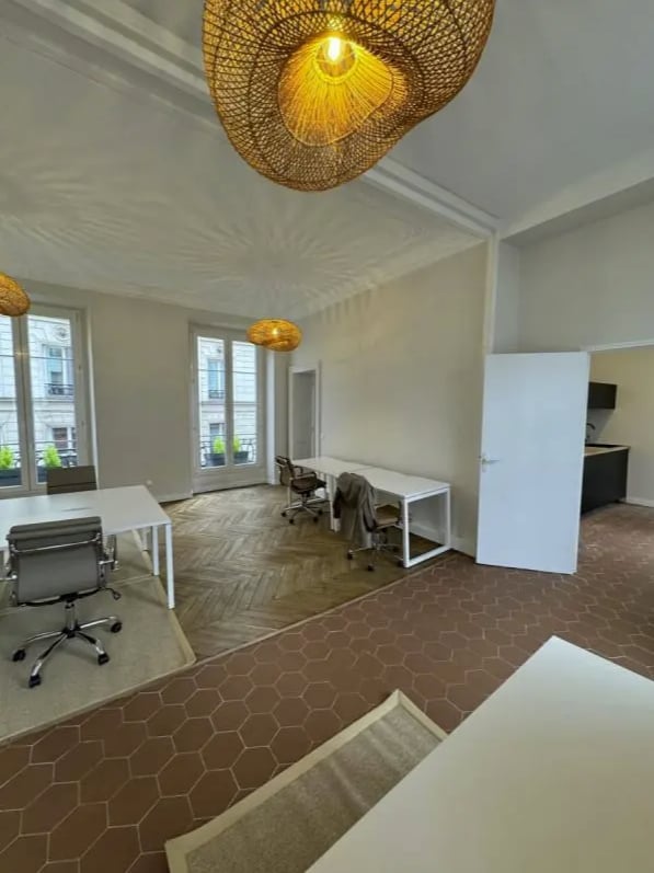 34 Rue Richer, Paris à louer Photo intérieure– Image 1 sur 5