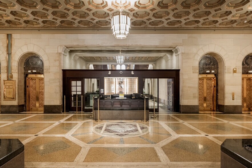 1000-1022 Rue Sainte-Catherine O, Montréal, QC à louer - Hall d’entrée – Image 3 sur 20
