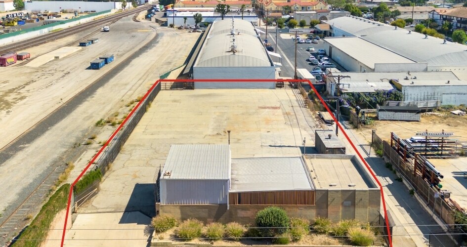 7757 Jackson St, Paramount, CA à louer - Aérien – Image 1 sur 15