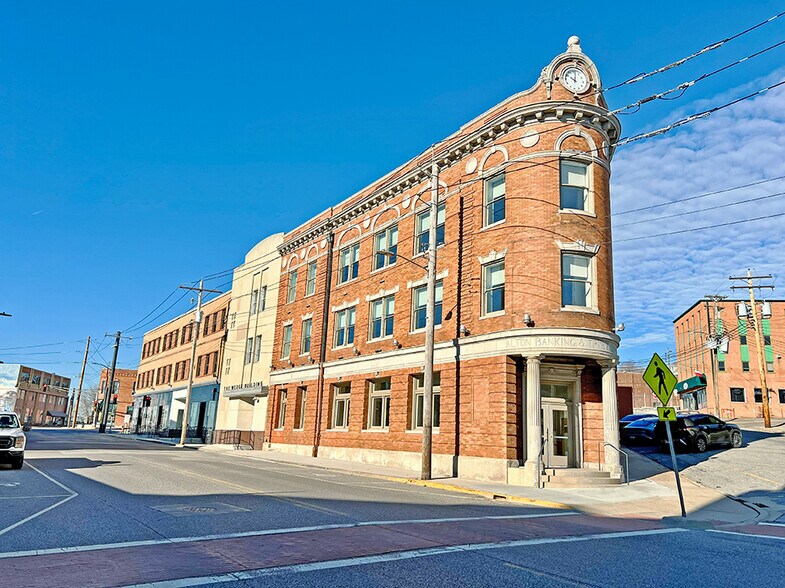 620 E Broadway, Alton, IL à louer - Photo principale – Image 1 sur 5