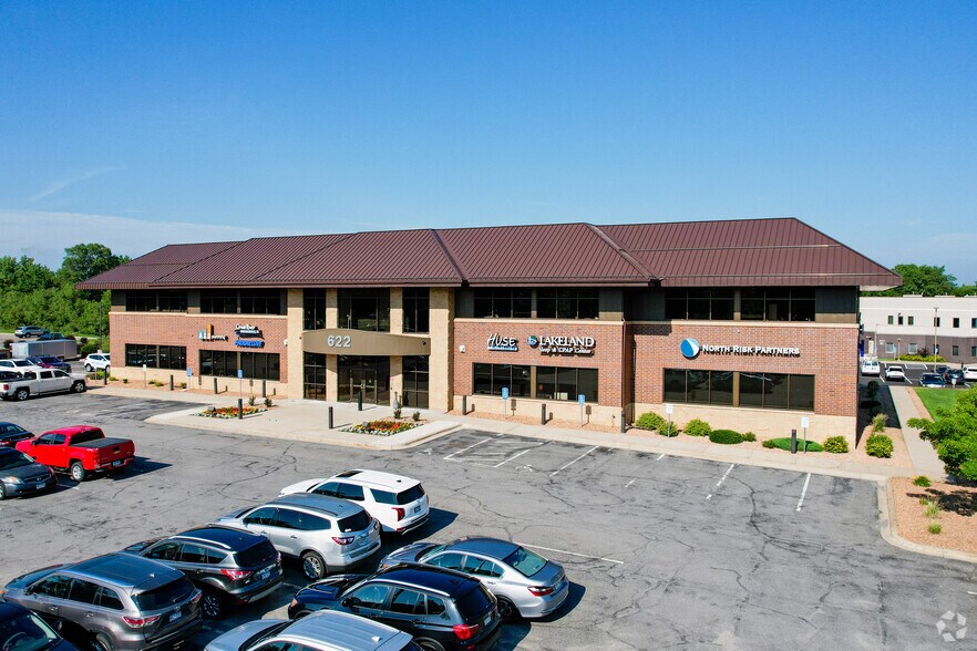 622 Roosevelt Rd, Saint Cloud, MN à vendre - Photo de l’immeuble – Image 2 sur 5