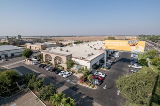 4910 E Ashlan Ave, Fresno, CA - VUE AÉRIENNE  vue de carte