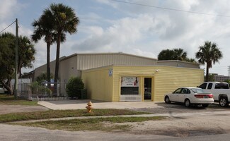 Plus de détails pour 585 1st Ave S, Jacksonville Beach, FL - Local d'activités à louer