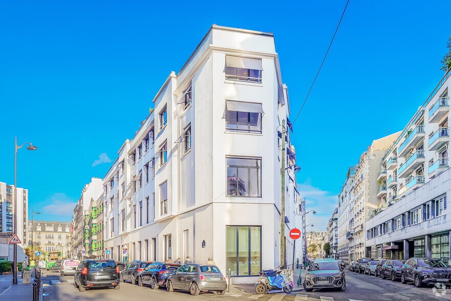 52 Rue Bayen, Paris à louer - Photo de l’immeuble – Image 3 sur 7