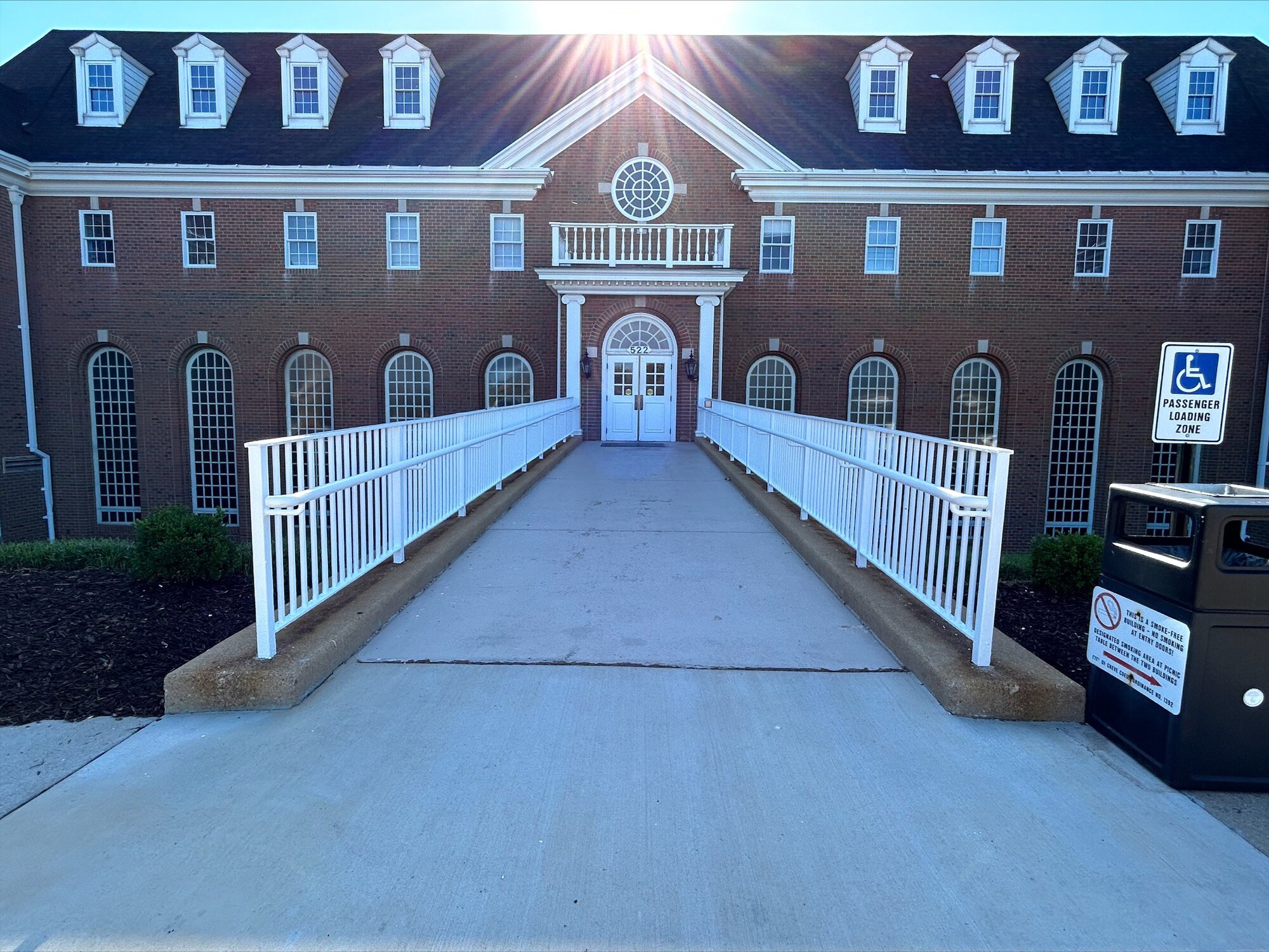 522 N New Ballas Rd, Creve Coeur, MO à louer Photo principale– Image 1 sur 8