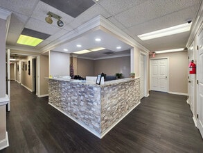 9662-9680 Marlboro Pike, Upper Marlboro, MD à louer Photo intérieure– Image 2 sur 5