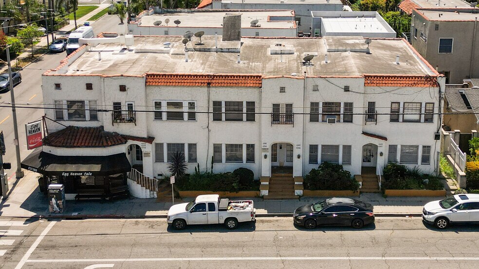 4340 E 4th St, Long Beach, CA à vendre - Photo de l’immeuble – Image 2 sur 7