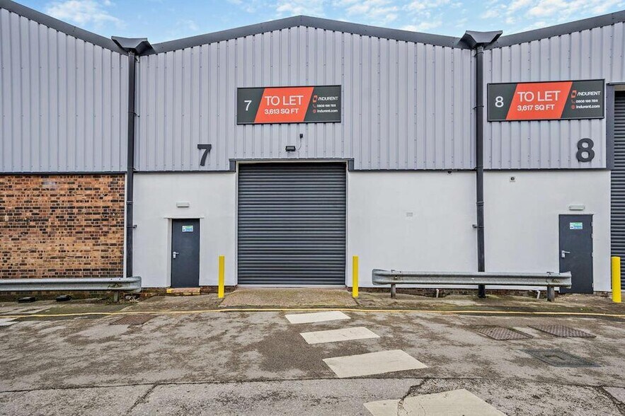 Longbridge Hayes Rd, Stoke On Trent à louer - Photo de l’immeuble – Image 1 sur 9