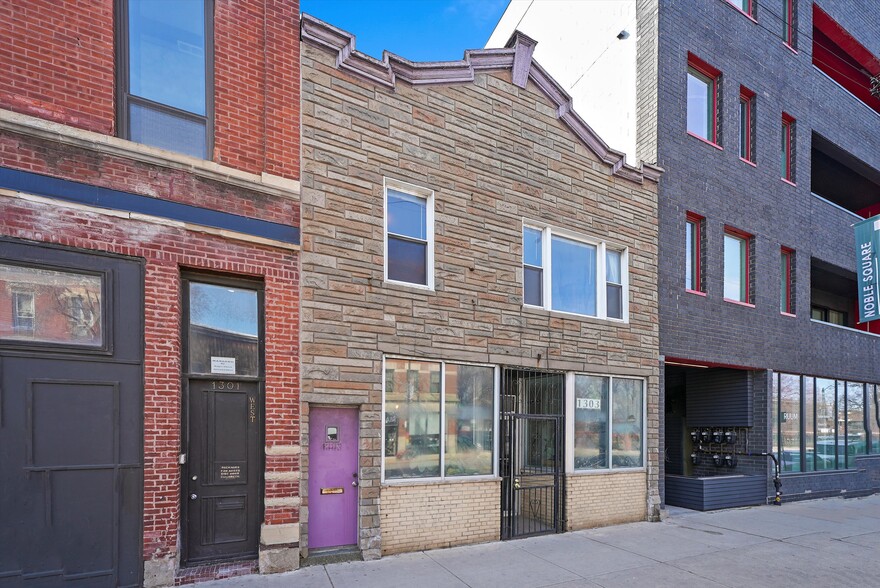 1303 W Chicago Ave, Chicago, IL à vendre - Photo de l’immeuble – Image 2 sur 33