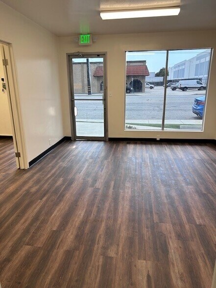 8212 Sorensen Ave, Santa Fe Springs, CA à louer - Photo de l’immeuble – Image 2 sur 9