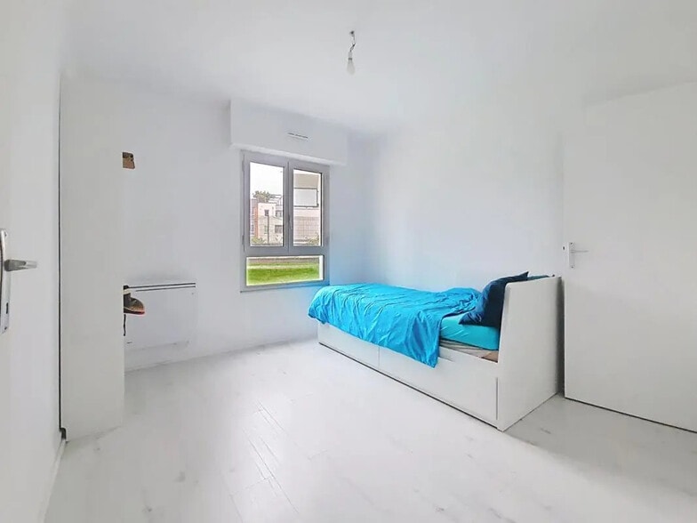 Bureau dans Issy-les-Moulineaux à vendre - Photo intérieure – Image 3 sur 3