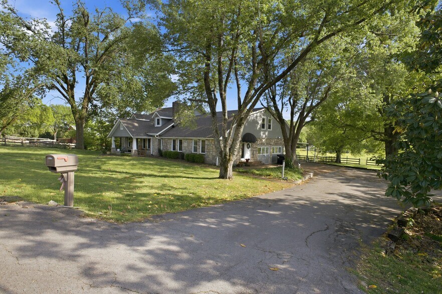 6515 Holt Rd, Nashville, TN à vendre - Photo de l’immeuble – Image 3 sur 54