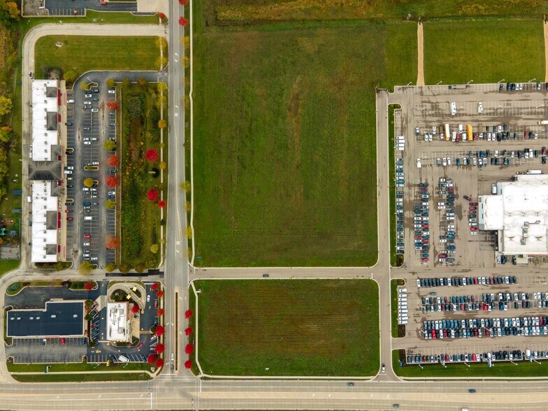 SWC Route 34 and Mitchell, Plano, IL à louer - Aérien – Image 2 sur 4