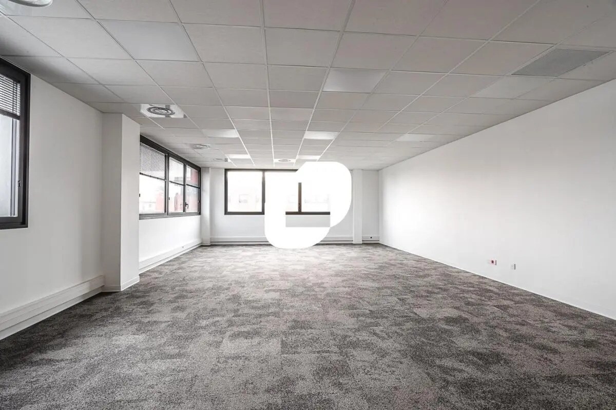 Bureau dans Serris à louer Photo intérieure– Image 1 sur 4