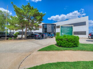 Plus de détails pour 2401 Tee Cir, Norman, OK - Bureau à vendre