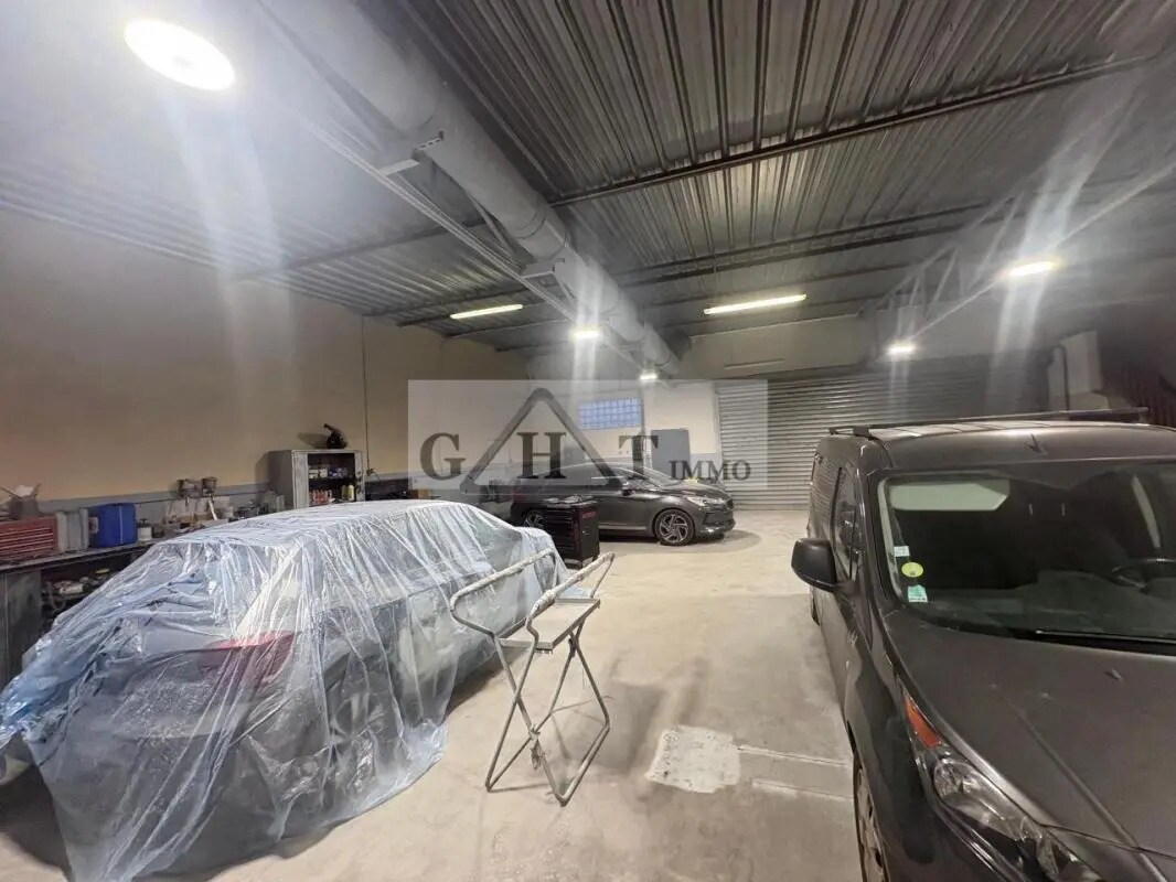 Bureau dans Vaux-le-Pénil à louer Photo intérieure– Image 1 sur 6