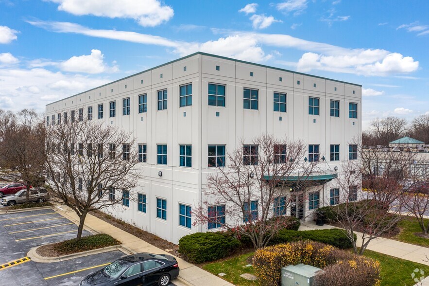 8741 S Greenwood Ave, Chicago, IL à louer - Photo de l’immeuble – Image 3 sur 32
