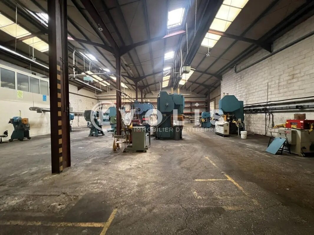 Local d'activités dans Vaujours à vendre Photo de l’immeuble– Image 1 sur 8