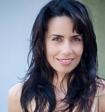 Claudia Flores
