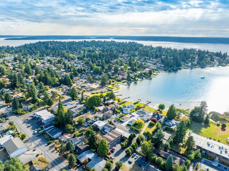 1017 SW 154th St, Burien, WA à vendre - Photo de l’immeuble – Image 2 sur 21