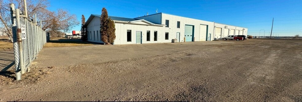 1803 8 St, Nisku, AB à louer - Photo principale – Image 1 sur 7