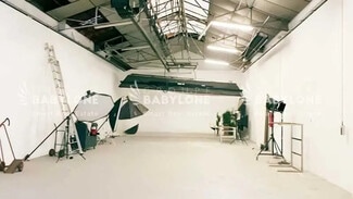 Plus de détails pour 35 Rue Paul Lescop, Nanterre - Bureau, Local d'activités à louer