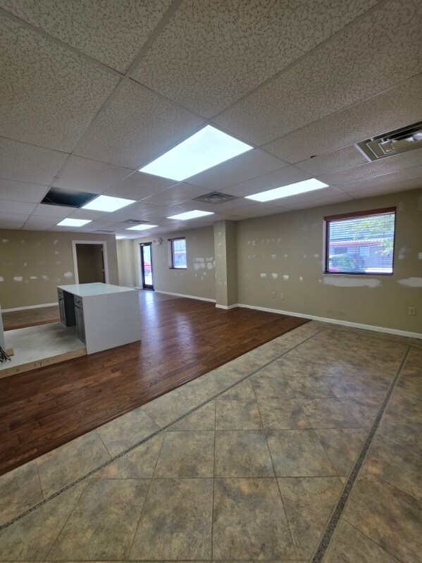 1030 Elizabeth St, Nicholasville, KY à louer Photo intérieure– Image 1 sur 18