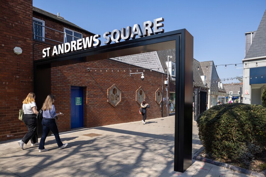 St Andrews Sq, Droitwich à louer - Photo de l’immeuble – Image 2 sur 8