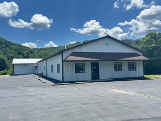 Plus de détails pour 829 Grant St, Franklin, PA - Bureau à vendre