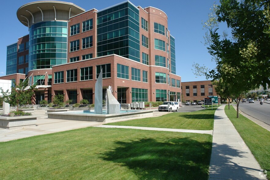 2150 S 1300 E, Salt Lake City, UT à louer - Photo de l’immeuble – Image 3 sur 4